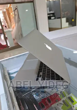 New Laptop Apple MacBook Air 2015 4GB Intel Core I5 SSD 128GB