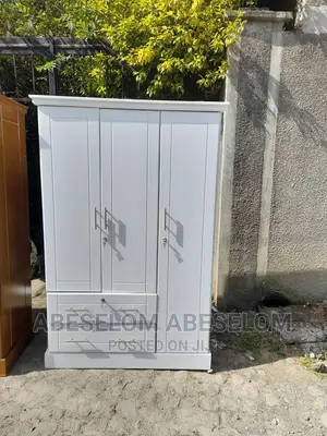 1,20 Cm ቁምሳጥን