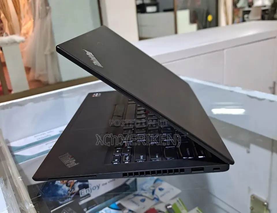 New Laptop Lenovo Thinkpad T14s Gen 2 32GB AMD Ryzen 7 SSD 512GB