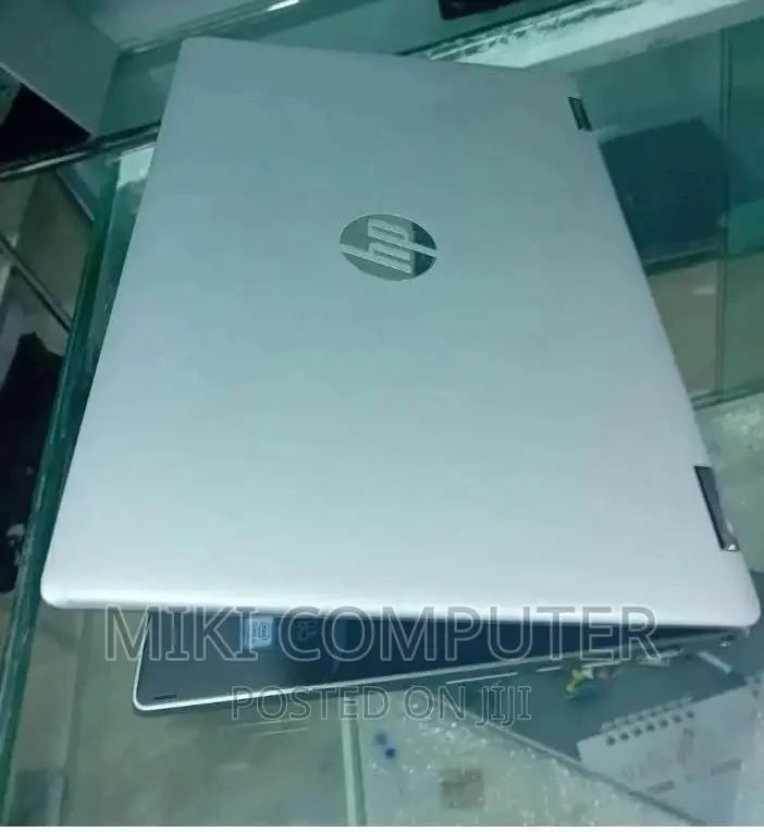 New Laptop HP Pavilion 15 8GB Intel Core i5 SSD 256GB