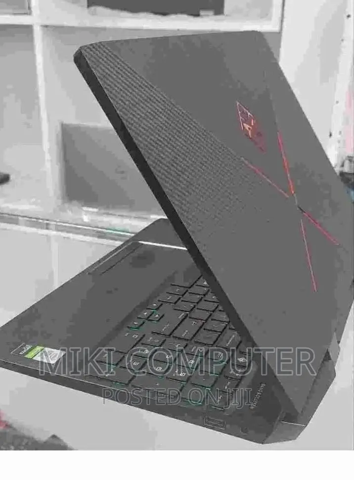 New Laptop HP Omen 15 8GB Intel Core i7 SSD 512GB