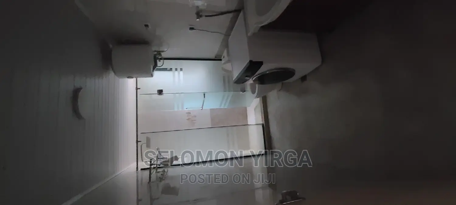 3bdrm Apartment in አድስ አበባ, Bole for sale