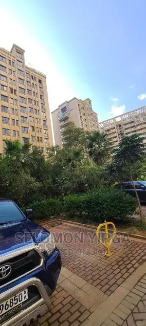 3bdrm Apartment in አድስ አበባ, Bole for sale
