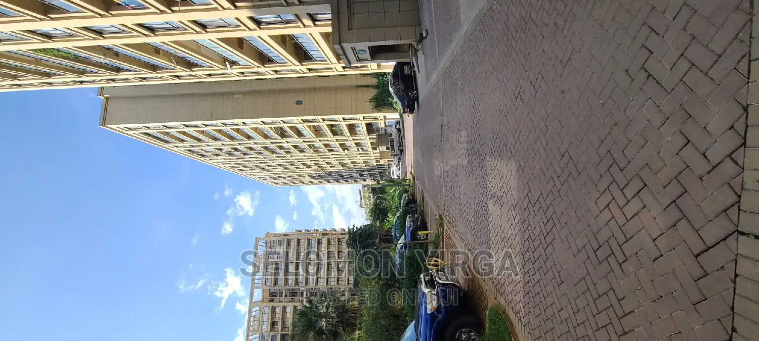 3bdrm Apartment in አድስ አበባ, Bole for sale