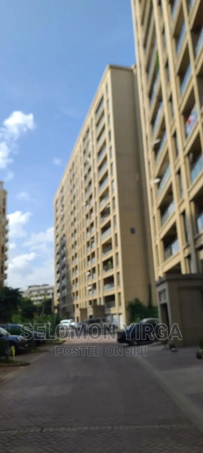 3bdrm Apartment in አድስ አበባ, Bole for sale