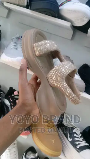 New Classic Fashion Shoes