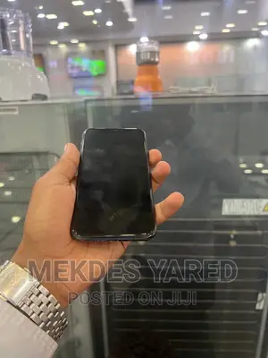 Apple iPhone 11 Pro 64 GB Gray