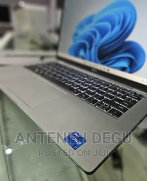 Photo - New Laptop Dell Latitude 5440 16GB Intel Core I7 SSD 512GB