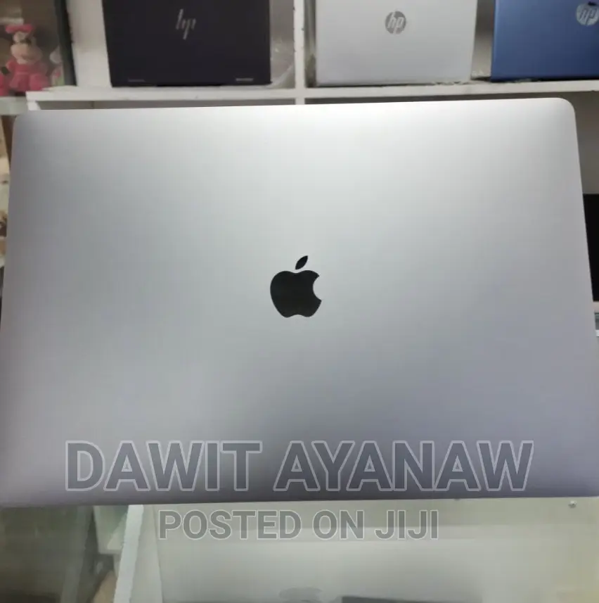 New Laptop Apple MacBook Pro 2017 16GB Intel Core I7 SSD 512GB