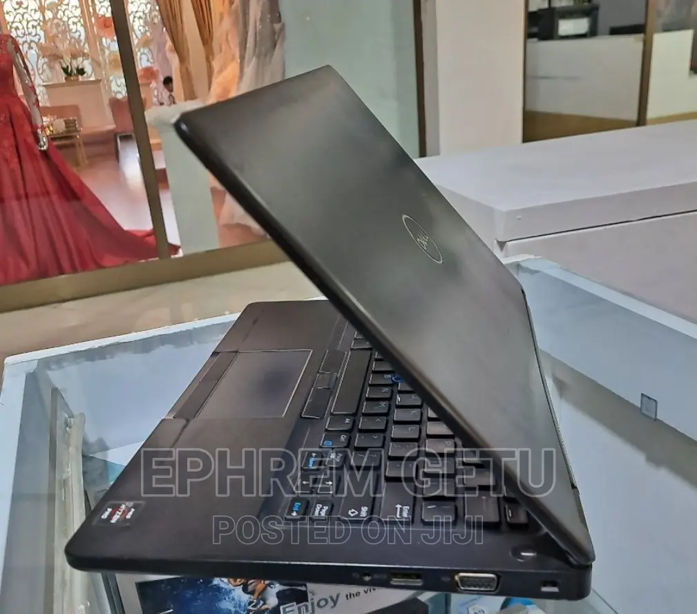 New Laptop Dell Latitude 5420 8GB AMD Ryzen 5 SSD 256GB