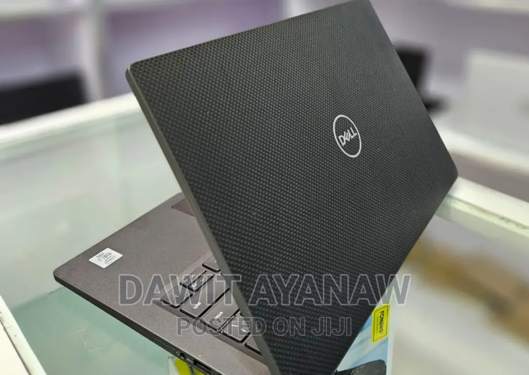 New Laptop Dell 16GB Intel Core I7 SSD 512GB
