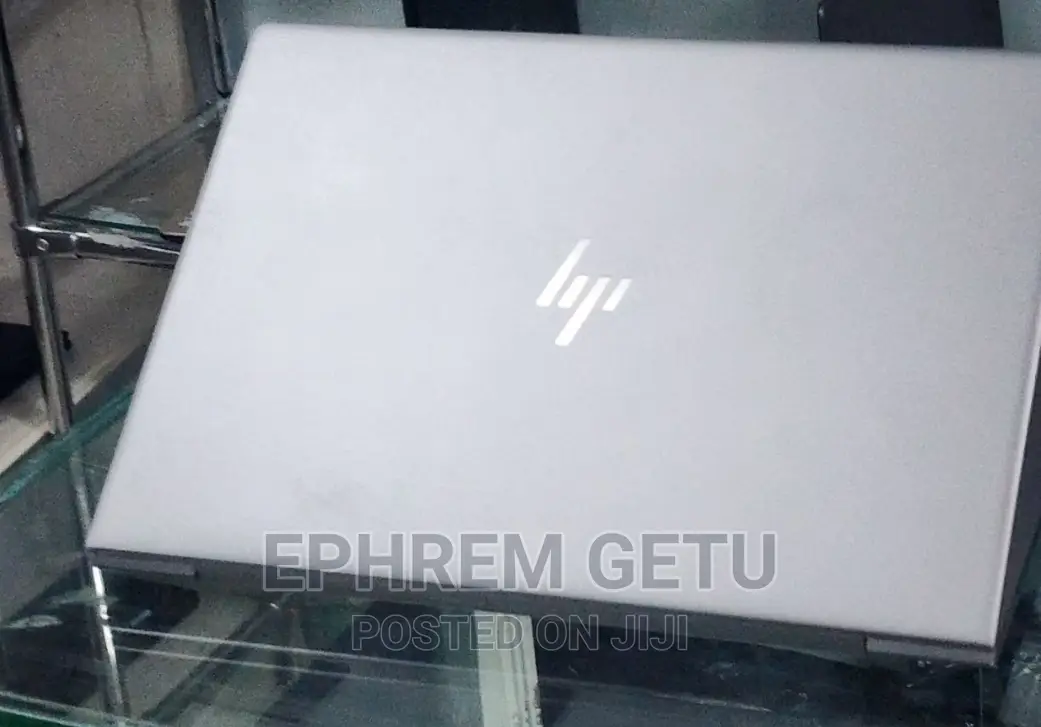 New Laptop HP ZBook Studio G4 8GB Intel Core I5 SSD 256GB