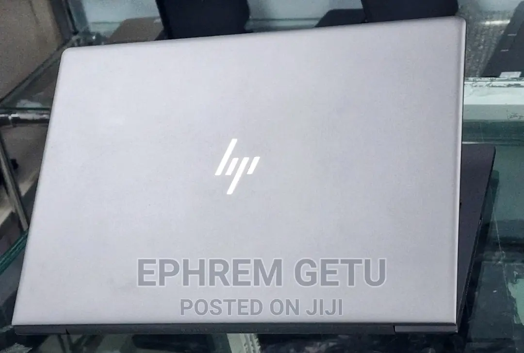 New Laptop HP ZBook Studio G4 8GB Intel Core I5 SSD 256GB