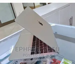 Photo - New Laptop Apple MacBook Pro 2019 8GB Intel Core I5 SSD 512GB