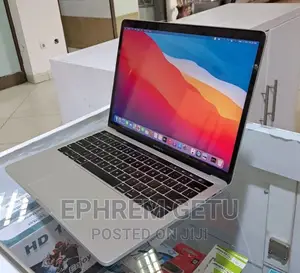 New Laptop Apple MacBook Pro 2019 8GB Intel Core I5 SSD 512GB