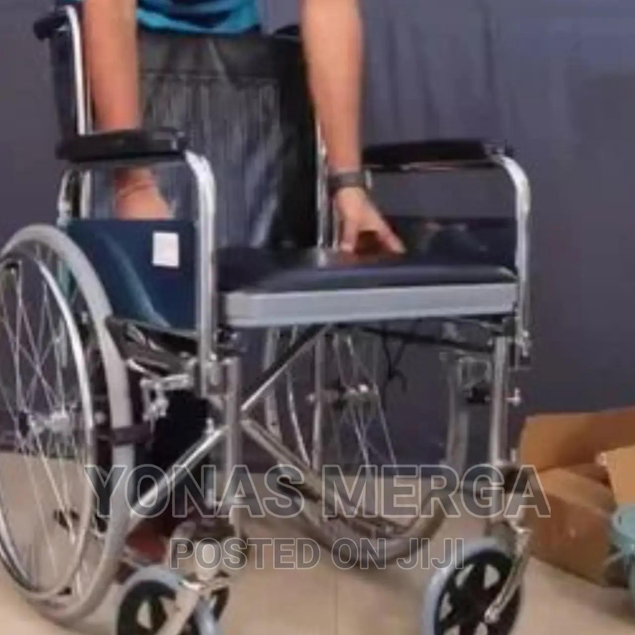 Portable Wheelchair/Toilet Wheelchair/Shower Wheelchair/