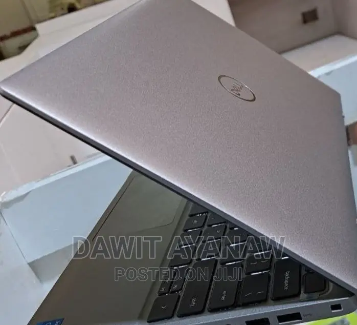 New Laptop Dell 16GB Intel Core I5 SSD 256GB