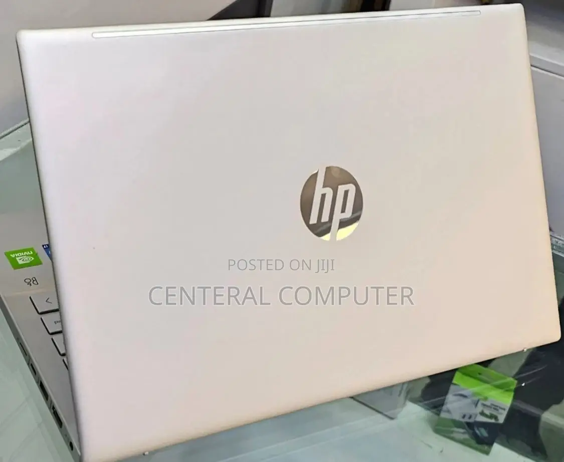 New Laptop HP Pavilion DM1 16GB Intel Core I7 SSD 512GB