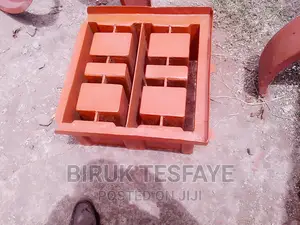 ባለ ሁለት ብሎኬት ማምረቻ ማሽን