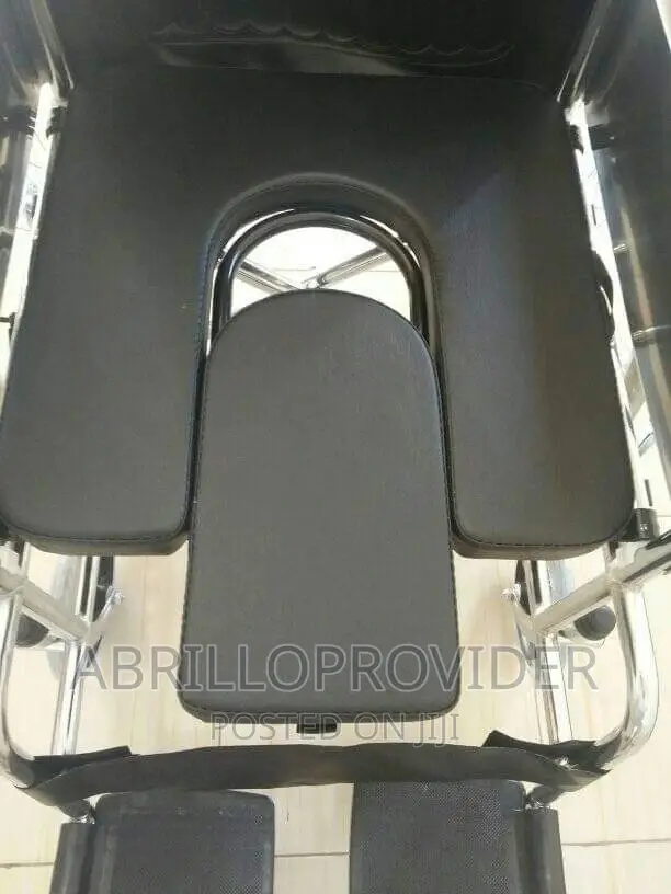 Wheelchair For Eledery/Commode Toilet Wheelchair