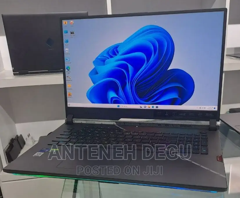 New Laptop Asus ROG Strix G15 32GB Intel Core I9 SSD 1T