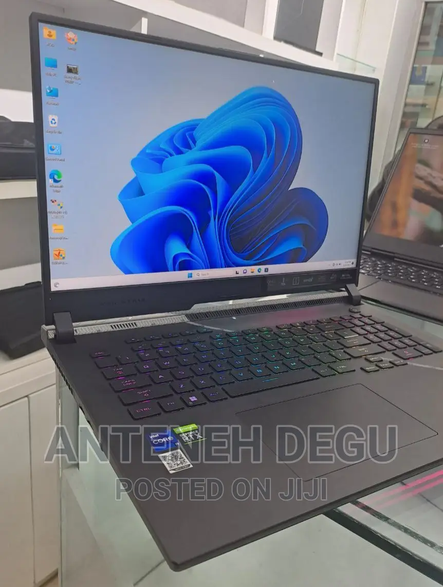 New Laptop Asus ROG Strix G15 32GB Intel Core I9 SSD 1T