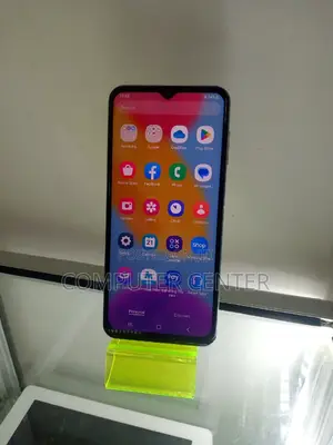 Photo - New Samsung Galaxy M13 64 GB Silver