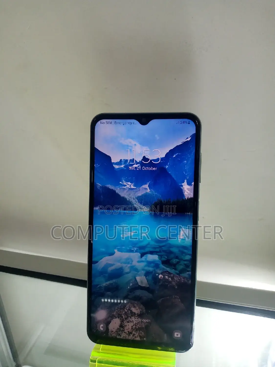 New Samsung Galaxy M13 64 GB Silver