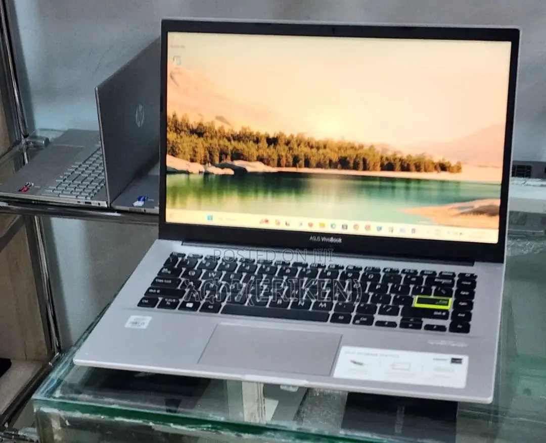 New Laptop Asus VivoBook Flip 14 TP401CA 4GB Intel Core I3 SSD 256GB