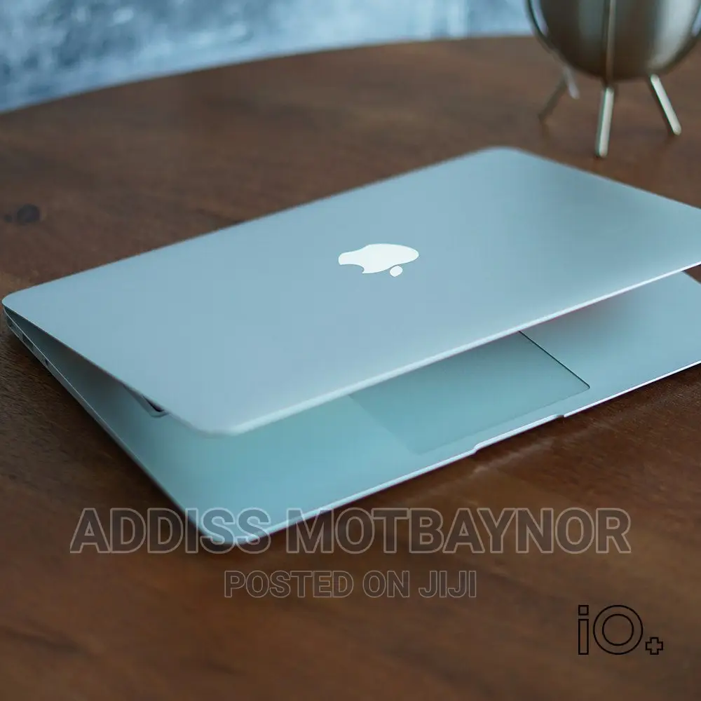 New Laptop Apple MacBook Pro 2017 16GB Intel Core i7 SSD 512GB