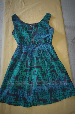 Photo - Women’S Dress