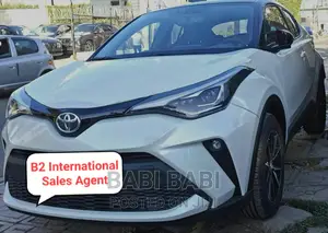 Photo - Toyota C-HR 2017 White