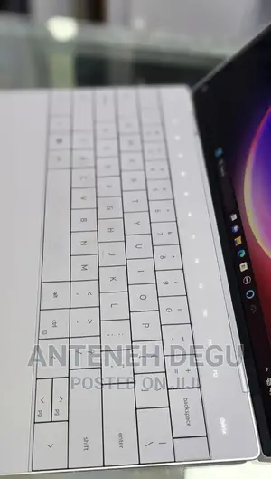 New Laptop Dell XPS 13 16GB Intel Core I7 SSD 512GB