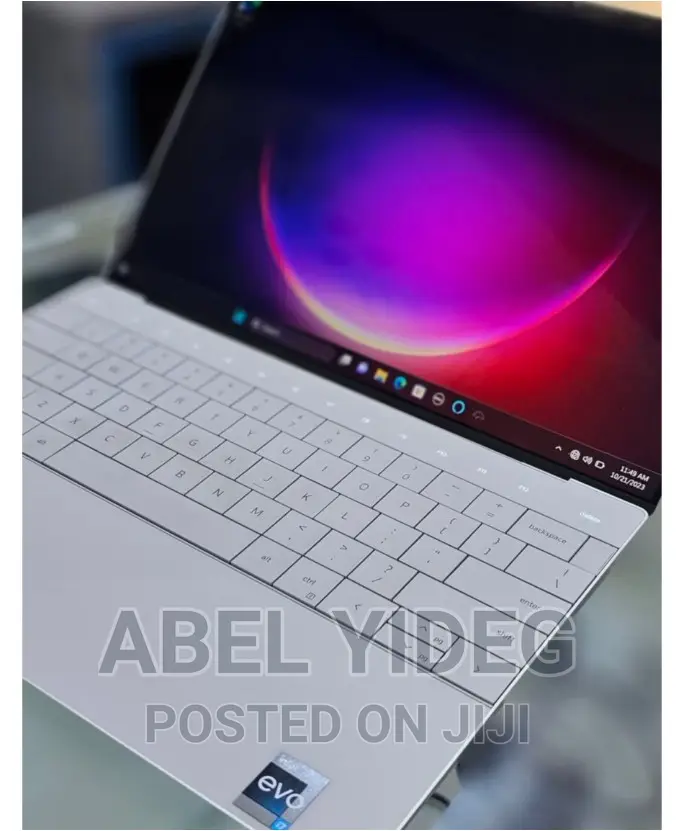 New Laptop Dell XPS 13 16GB Intel Core I7 SSD 512GB