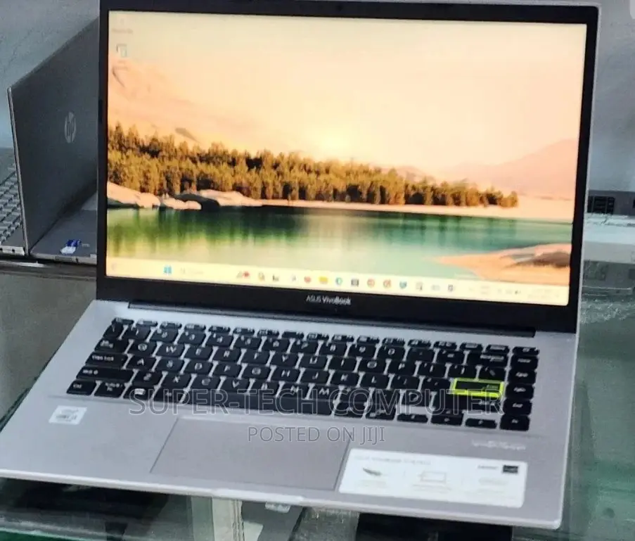 New Laptop Asus Vivobook E410M 4GB Intel Core I3 SSD 256GB