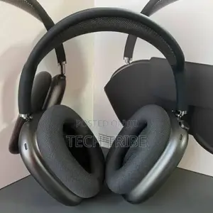 Apple Airpod Max
Over-Ear Headphones Active Noise Cancelling