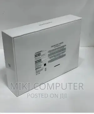 New Laptop Apple MacBook Pro 2022 M2 8GB Intel SSD 512GB