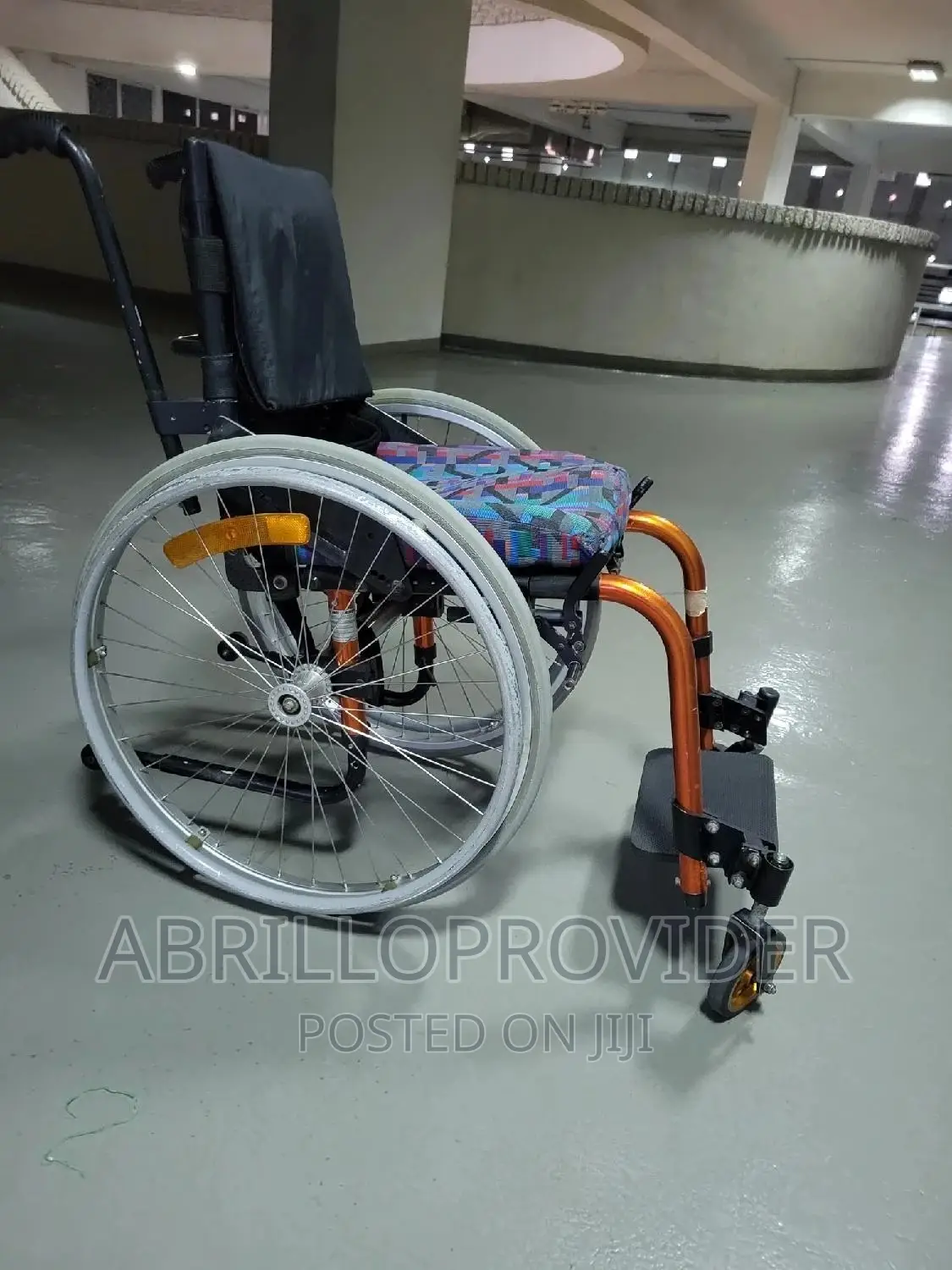 Kids WHEELCHAIR/SMALL SIZE Wheelchair