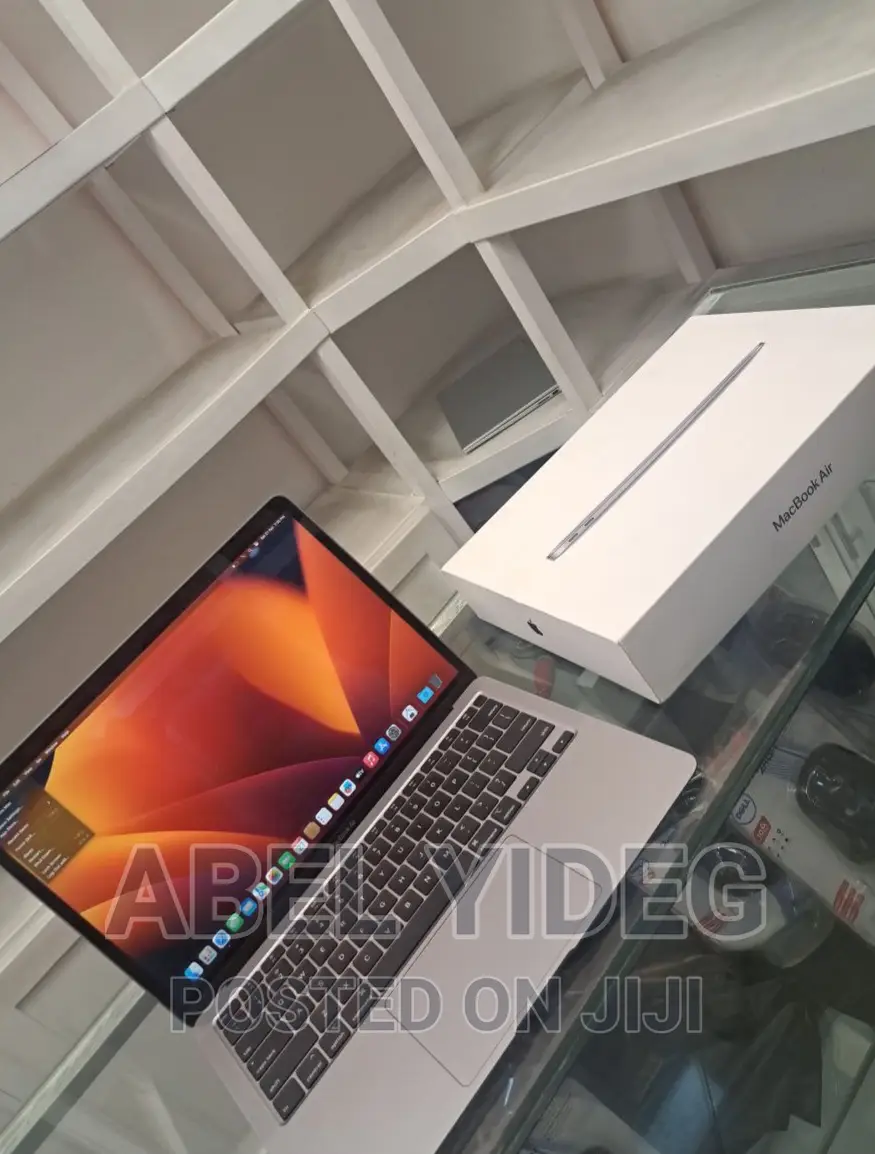 New Laptop Apple MacBook Air 2020 16GB Intel Core I5 SSD 512GB