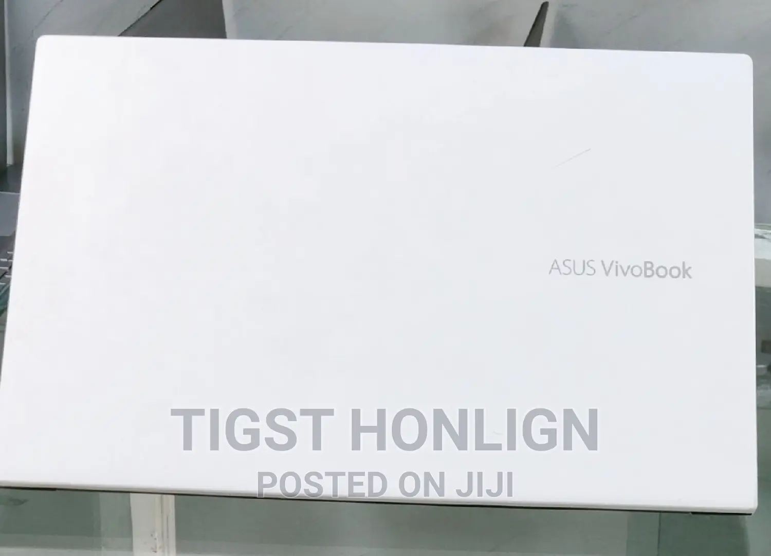 New Laptop Asus VivoBook 15 X505BA 4GB Intel Core I3 SSD 256GB