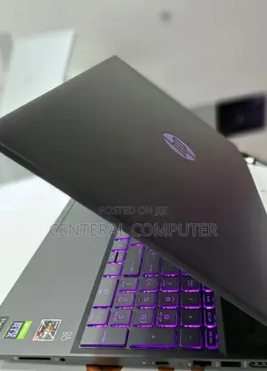 New Laptop HP Pavilion 13z 16GB AMD Ryzen 5 SSD 1T