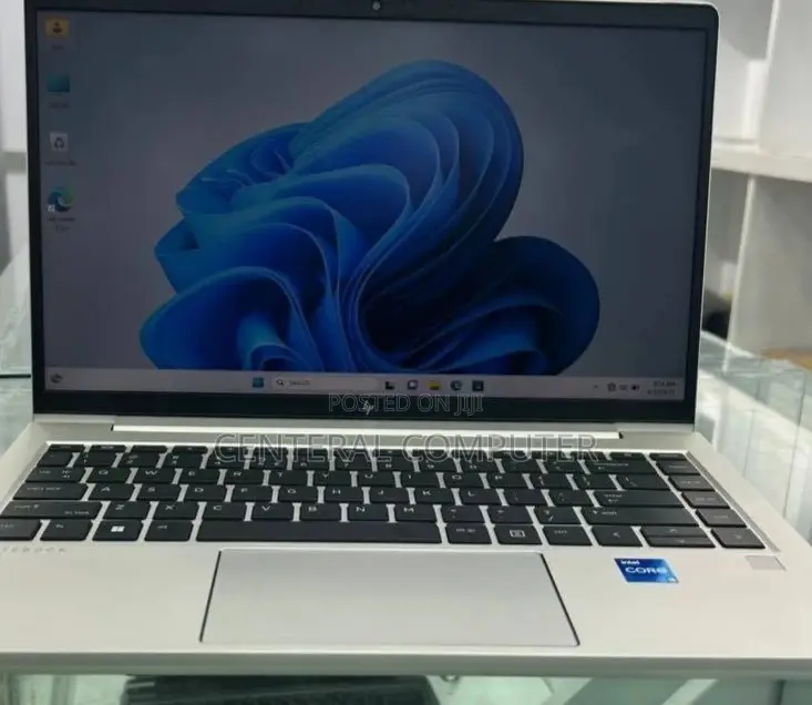 New Laptop HP 16GB Intel Core I5 SSD 512GB