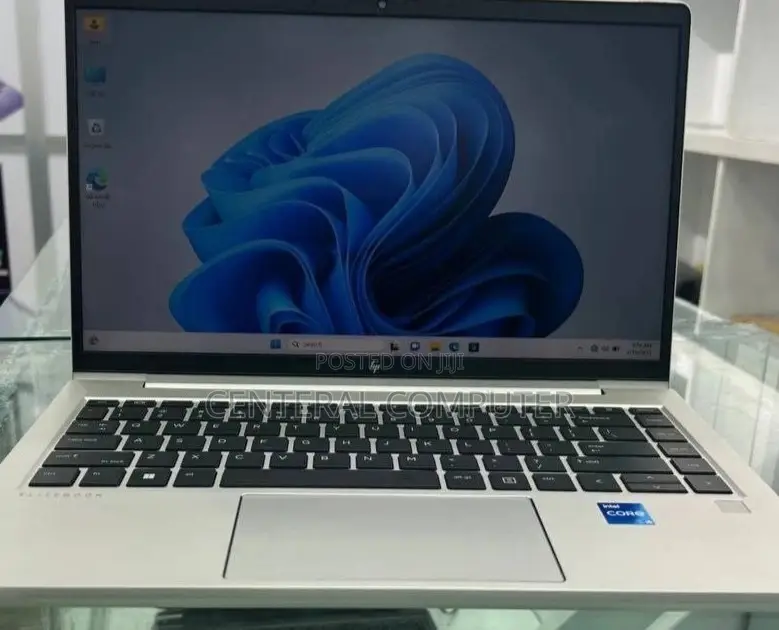 New Laptop HP 16GB Intel Core I5 SSD 512GB