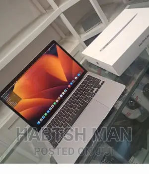 New Laptop Apple MacBook Air 2020 16GB Intel Core I5 SSD 512GB