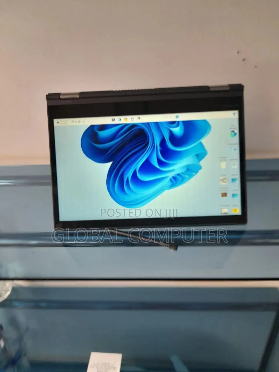 New Laptop Lenovo ThinkPad Yoga 370 8GB Intel Core I5 SSD 512GB