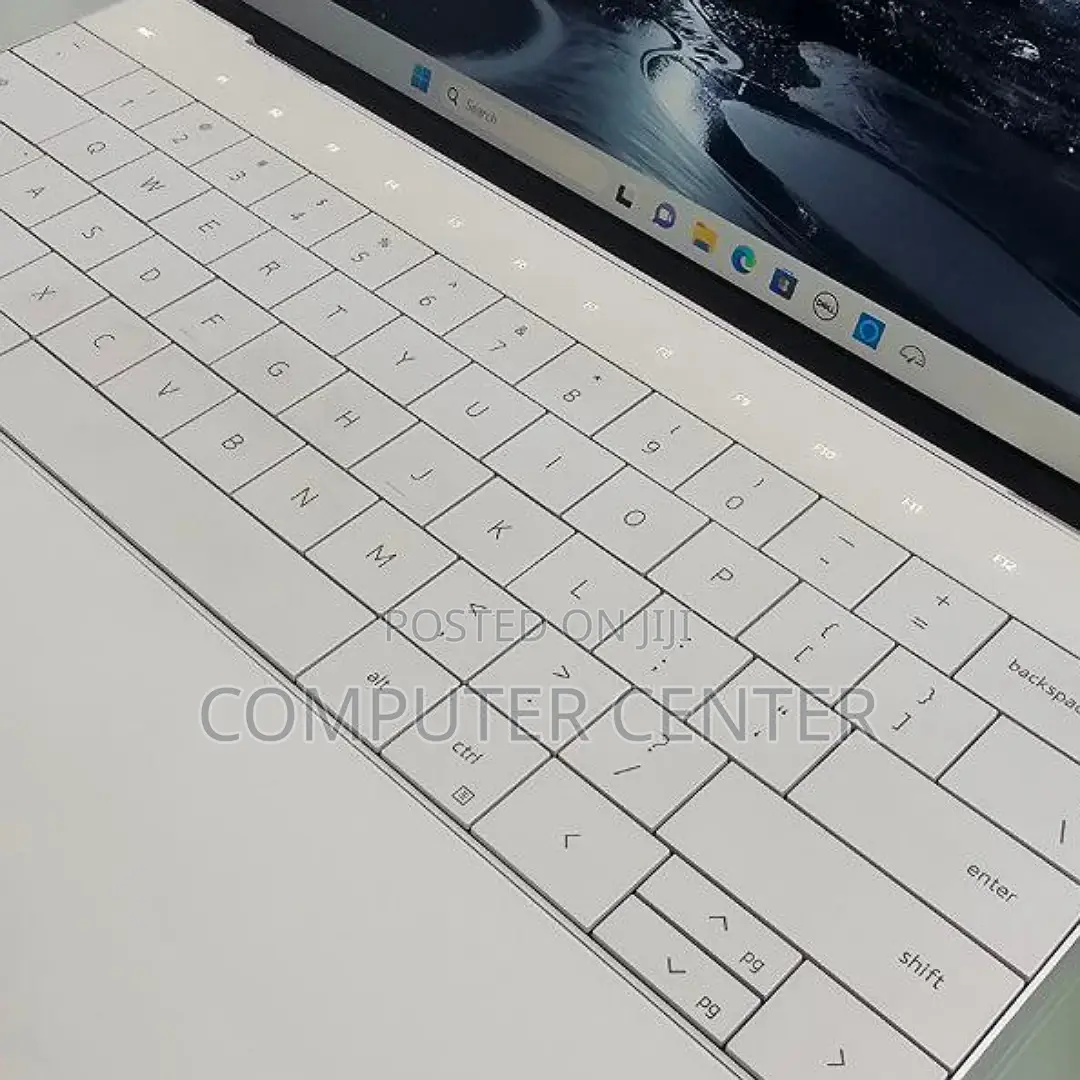 New Laptop Dell XPS 13 16GB Intel Core I7 SSD 512GB