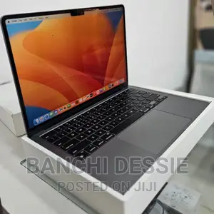 Photo - New Laptop Apple MacBook Air 2020 16GB Intel Core I5 SSD 512GB