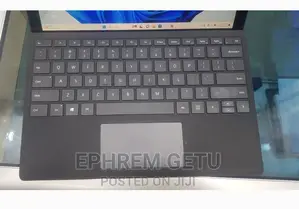 Photo - New Laptop Microsoft Surface Pro 7 8GB Intel Core I5 SSD 256GB