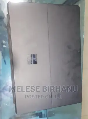 New Laptop Microsoft Surface Pro 7 8GB Intel Core I5 SSD 256GB