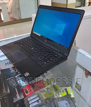 New Laptop Dell Latitude 5310 8GB AMD Ryzen 5 SSD 256GB